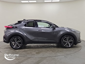 Used Toyota C-HR 2024 for sale - 77697080: Photo
