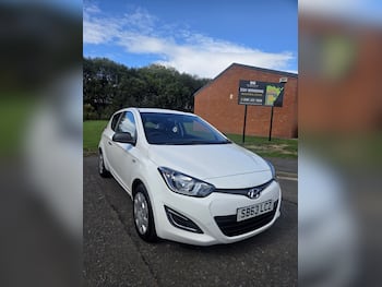 Used Hyundai i20 2013 for sale - 79465913: Photo