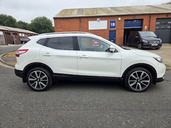 Used Nissan Qashqai 2015 for sale - 79465912: Photo