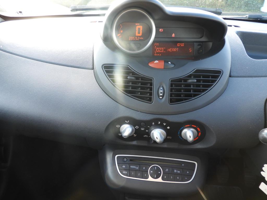 Used Renault Twingo 2011 for sale - 77478324: Photo 12