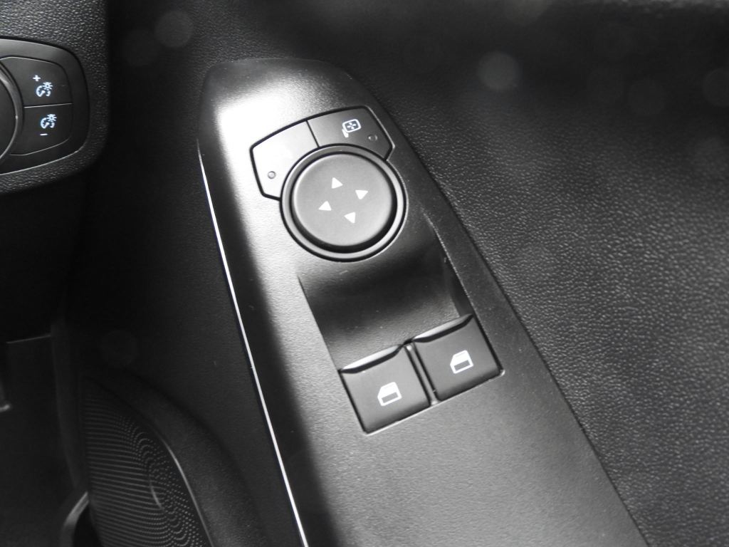 Used Ford Fiesta 2023 for sale - 77304060: Photo 17