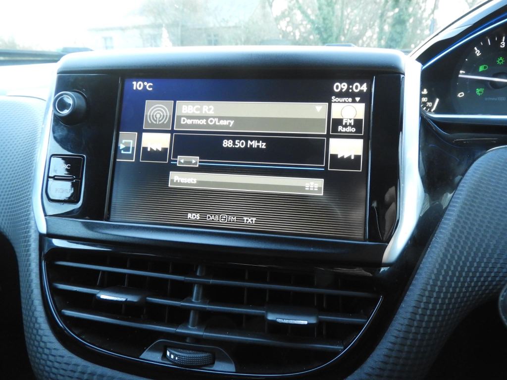 Used Peugeot 2008 2016 for sale - 76848932: Photo 15