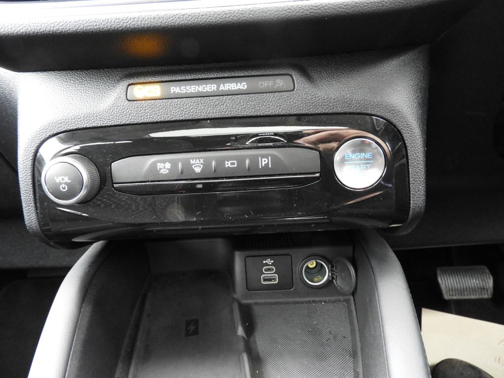 Used Ford Kuga 2024 for sale - 76497770: Photo 16