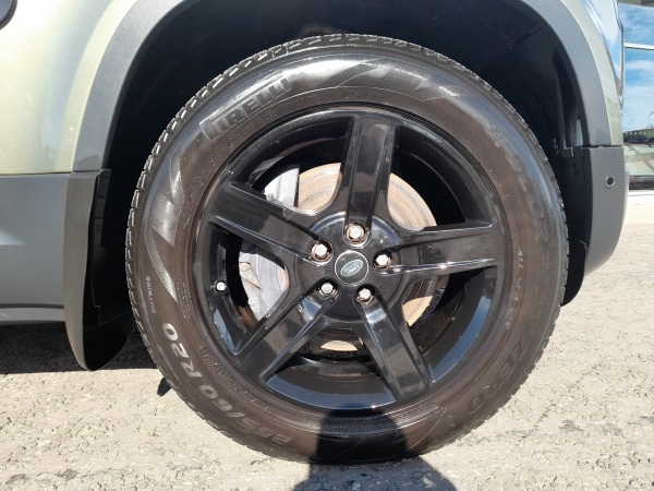 Used Land Rover Defender 2020 for sale - 76437182: Photo 13