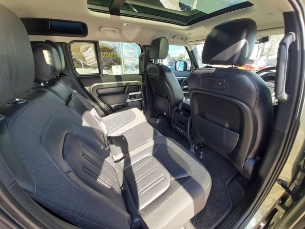 Used Land Rover Defender 2020 for sale - 76437182: Photo 14