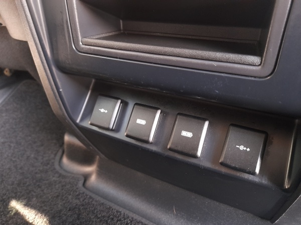 Used Land Rover Defender 2020 for sale - 76437182: Photo 15