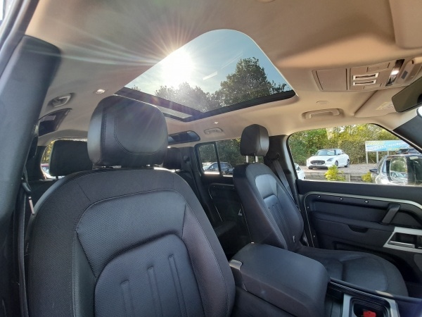 Used Land Rover Defender 2020 for sale - 76437182: Photo 19