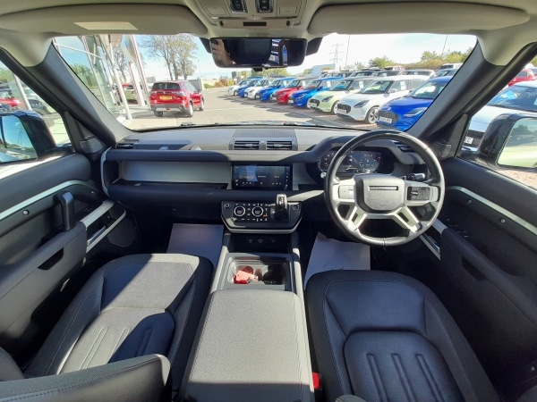 Used Land Rover Defender 2020 for sale - 76829577: Photo 17