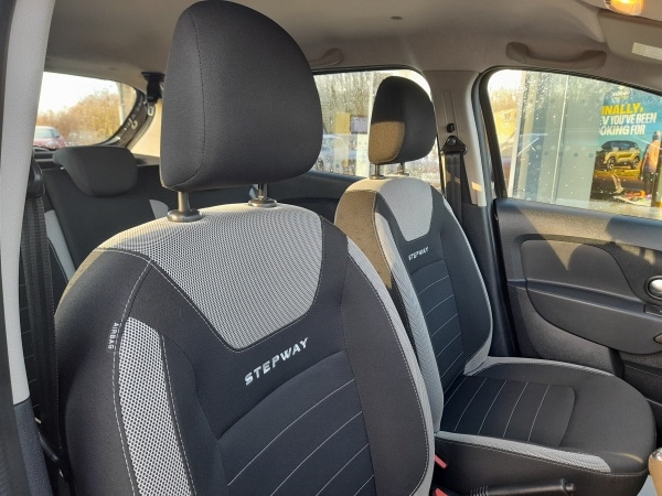 Used Dacia Sandero Stepway 2020 for sale - 77129358: Photo 12