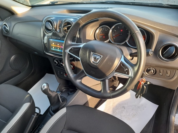 Used Dacia Sandero Stepway 2020 for sale - 77129358: Photo 13