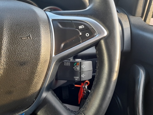 Used Dacia Sandero Stepway 2020 for sale - 77129358: Photo 17