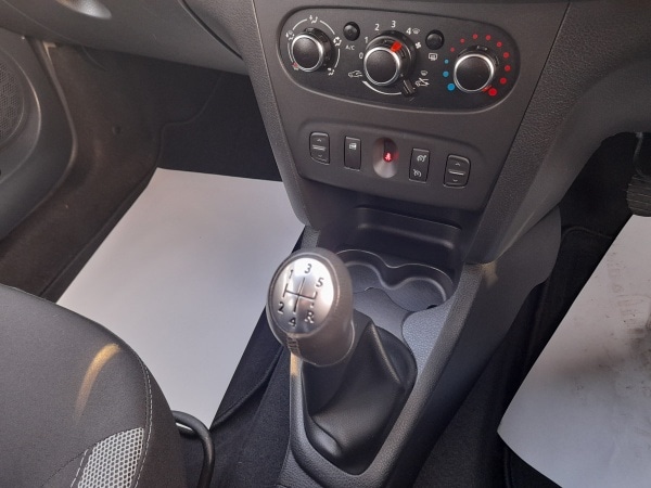 Used Dacia Sandero Stepway 2020 for sale - 77129358: Photo 20