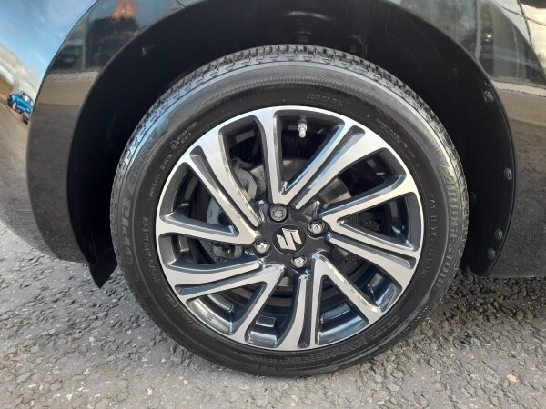 Used Suzuki Swift 2023 for sale - 77803416: Photo 4