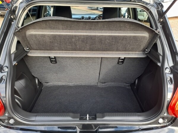 Used Suzuki Swift 2023 for sale - 77803416: Photo 8