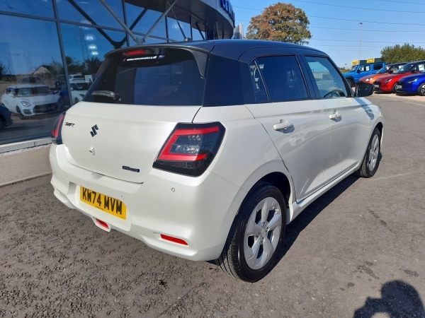 Used Suzuki Swift 2024 for sale - 76437171: Photo 11