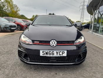 Used Volkswagen Golf 2016 for sale - 76437185: Photo