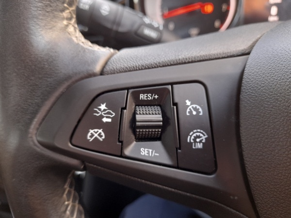 Used Vauxhall Astra 2018 for sale - 76437190: Photo 19