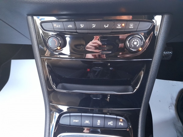 Used Vauxhall Astra 2018 for sale - 76437190: Photo 21