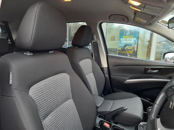 Used Suzuki SX4 S-Cross 2024 for sale - 77342500: Photo 12