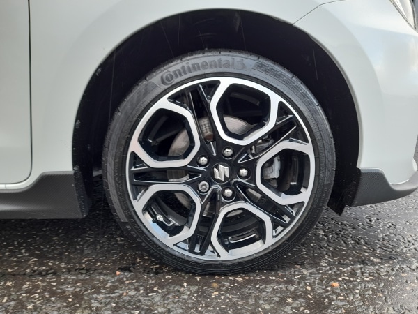 Used Suzuki Swift 2023 for sale - 77803429: Photo 10