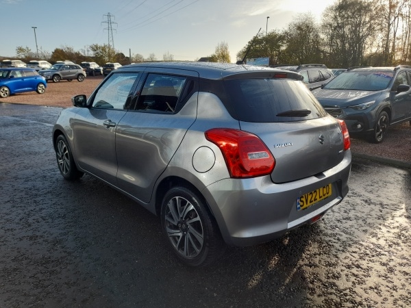 Used Suzuki Swift 2022 for sale - 76437189: Photo 5