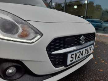 Used Suzuki Swift 2024 for sale - 74138542: Photo