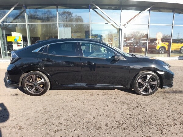 Used Honda Civic 2018 for sale - 78150979: Photo 12