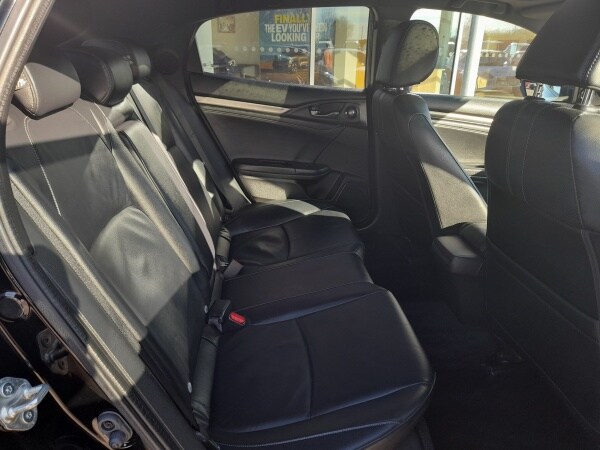 Used Honda Civic 2018 for sale - 78150979: Photo 13