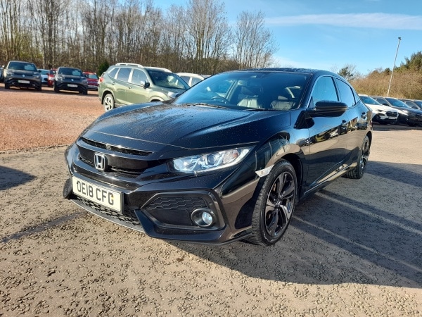 Used Honda Civic 2018 for sale - 78150979: Photo 3