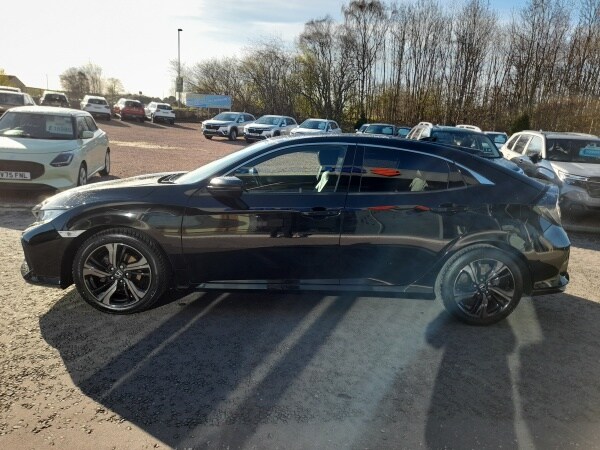 Used Honda Civic 2018 for sale - 78150979: Photo 7