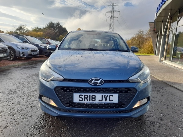 Used Hyundai i20 2018 for sale - 77129379: Photo 2