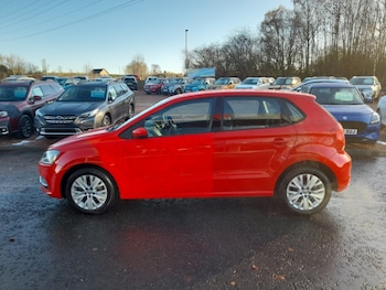 Used Volkswagen Polo 2016 for sale - 76707417: Photo