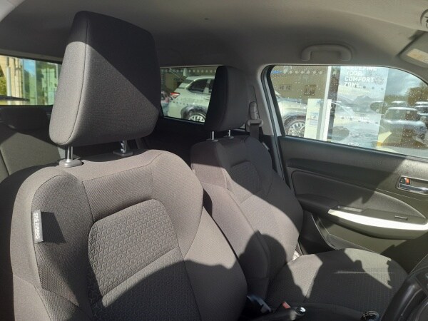 Used Suzuki Swift 2018 for sale - 76437161: Photo 13