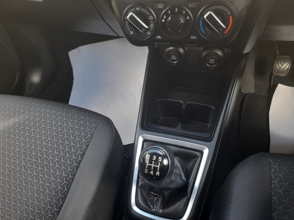 Used Suzuki Swift 2018 for sale - 76437161: Photo 21