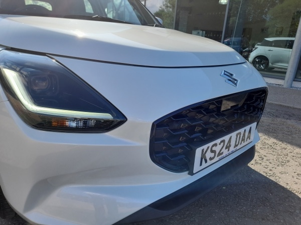 Used Suzuki Swift 2024 for sale - 77129382: Photo 4