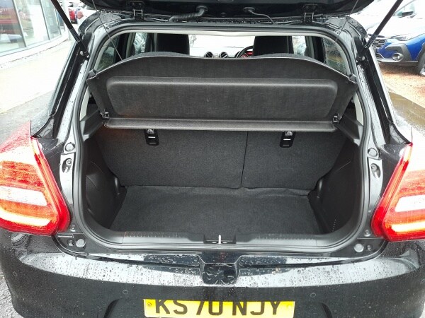 Used Suzuki Swift 2020 for sale - 77803420: Photo 9