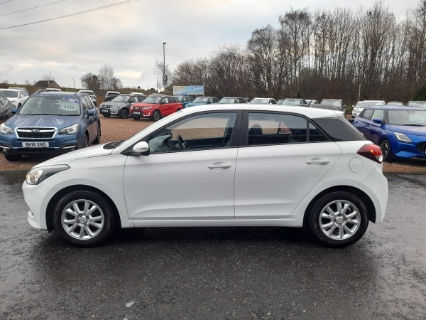 Used Hyundai i20 for sale - 77342498: Photo 4