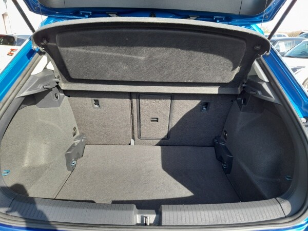 Used Volkswagen T-Roc for sale - 78122733: Photo 10