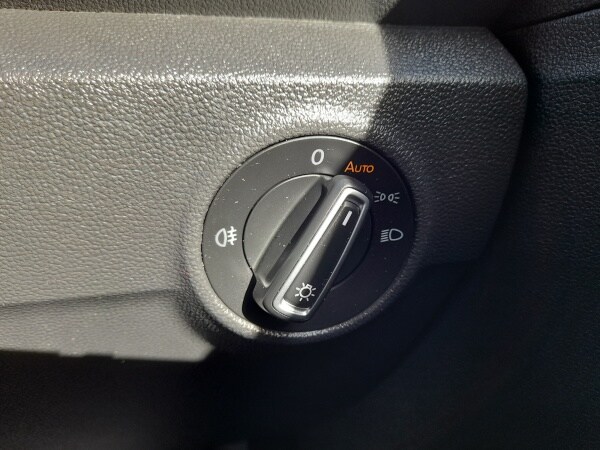 Used Volkswagen T-Roc for sale - 78122733: Photo 18