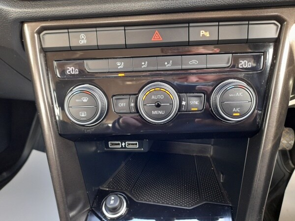 Used Volkswagen T-Roc for sale - 78122733: Photo 26