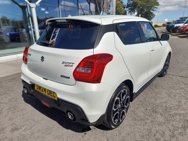 Used Suzuki Swift 2024 for sale - 75568731: Photo 11