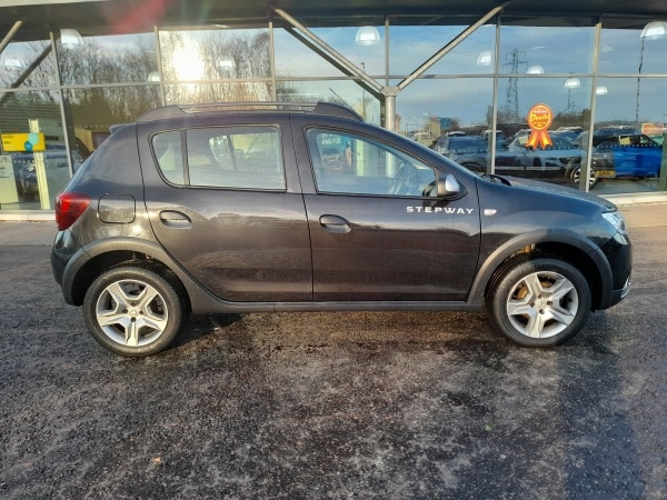 Used Dacia Sandero Stepway 2020 for sale - 77020540: Photo 9