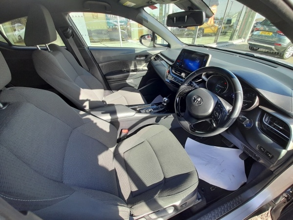 Used Toyota C-HR 2018 for sale - 78122714: Photo 12