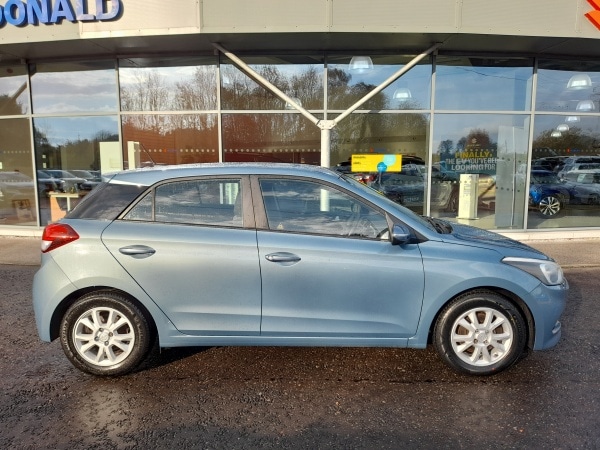 Used Hyundai i20 2018 for sale - 76778381: Photo 10