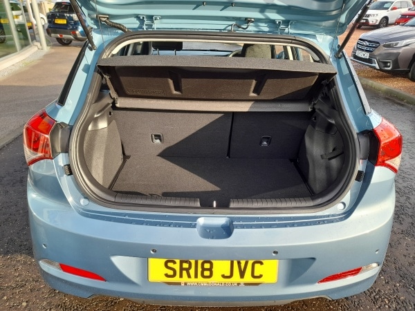 Used Hyundai i20 2018 for sale - 76778381: Photo 7