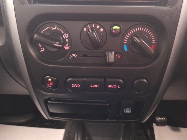 Used Suzuki Jimny 2018 for sale - 77020546: Photo 19