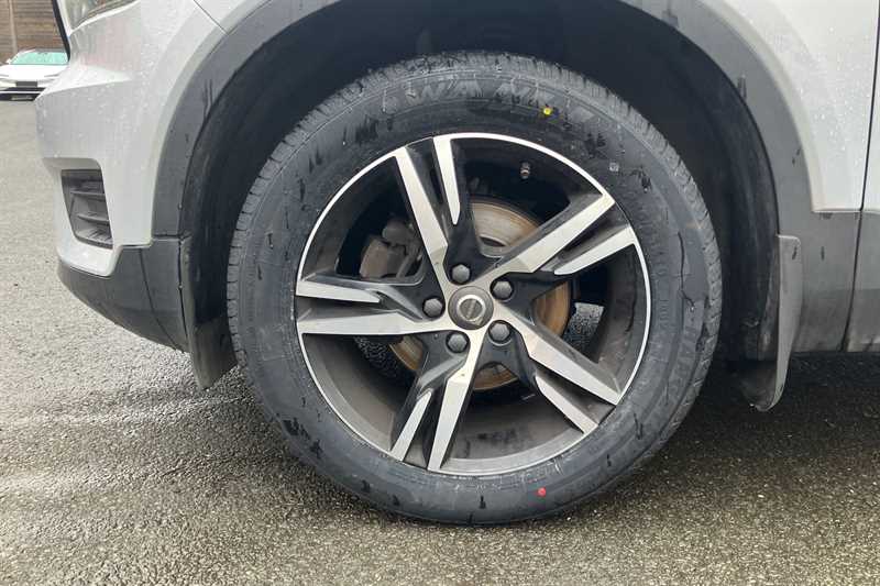 Used Volvo XC40 for sale - 77863826: Photo 12