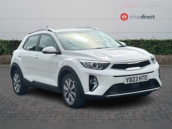 Used Kia Stonic 2023 for sale - 78731872: Photo