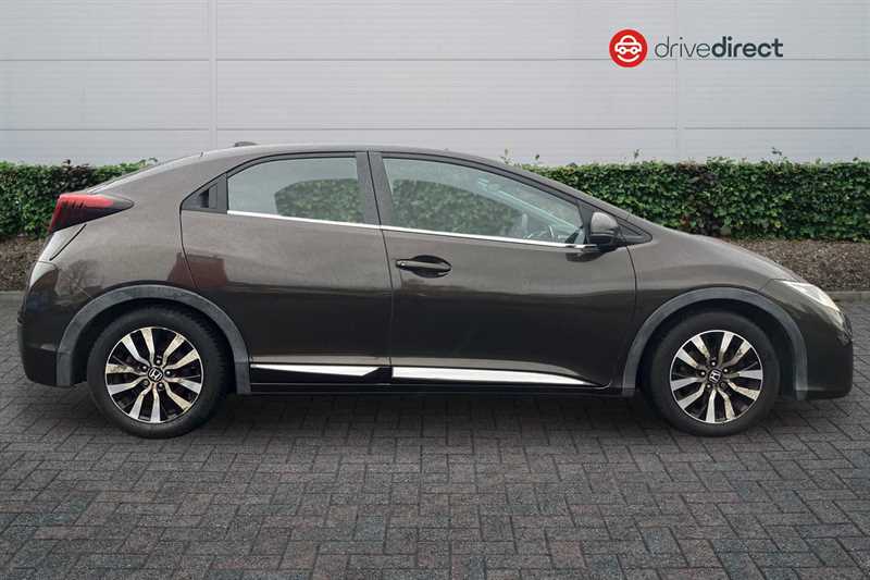 Used Honda Civic 2017 for sale - 77944279: Photo 2