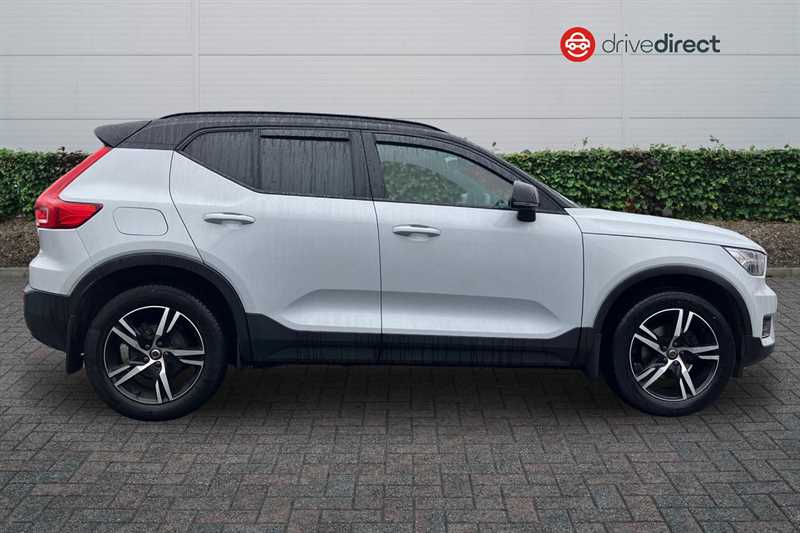 Used Volvo XC40 2021 for sale - 77944581: Photo 2